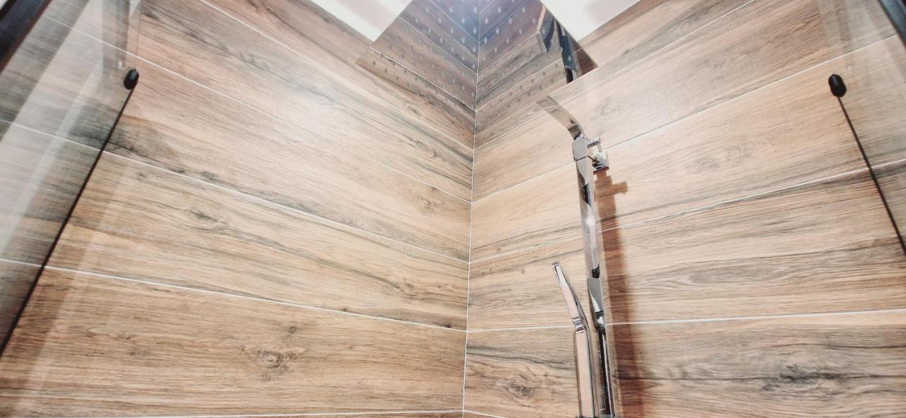 Le Claudius Appartement Annecy Buitenkant foto